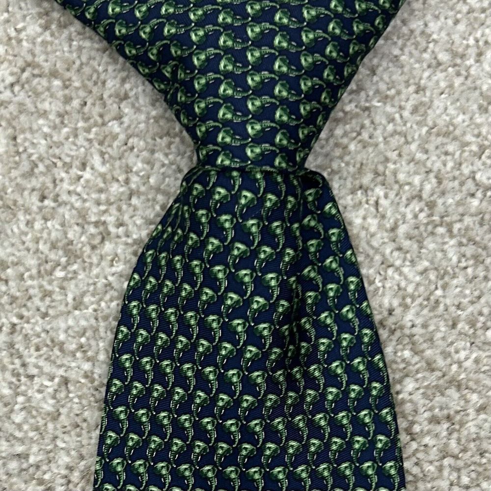 Brooks Brothers Basics All Over‎ Elephant Trunks Pure Silk Necktie Made In USA
